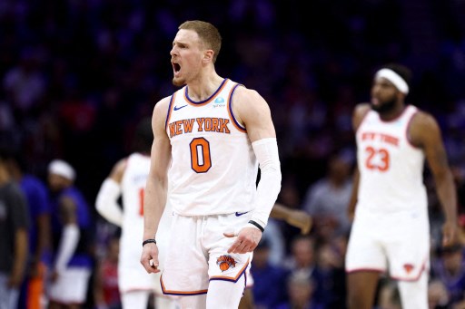Knicks mengalahkan 76ers dengan skor 118-115 di Wells Fargo Center Philadelphia Pennsylvania, Jumat, 3 Mei 2024, usai kedua tim bersaing ketat di akhir kuarter empat.