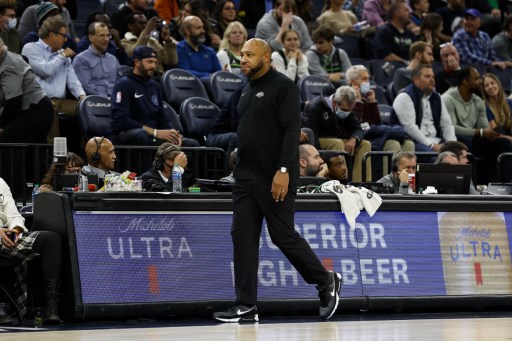 Namun Lakers tersingkir di playoff putaran pertama pada tahun ini oleh Denver Nuggets dengan skor 4-1. Selama dua musim lolos ke babak playoff, Lakers harus berjuang lebih dulu bertanding di babak play-in. Darvin Ham pun kerap menerima kritikan dari penggemar dan pengamat atas manajemen permainannya, penyesuaian taktis yang lambat, dan keengganan untuk mengubah rotasi pemain dan susunan pemainnya. 