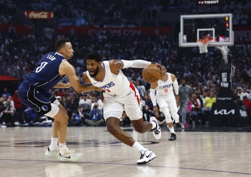 Paul George menyumbang 18 poin dan 11 rebound untuk Clippers yang memenangkan dua pertandingan pertama mereka tanpa Kawhi Leonard di seri tersebut.