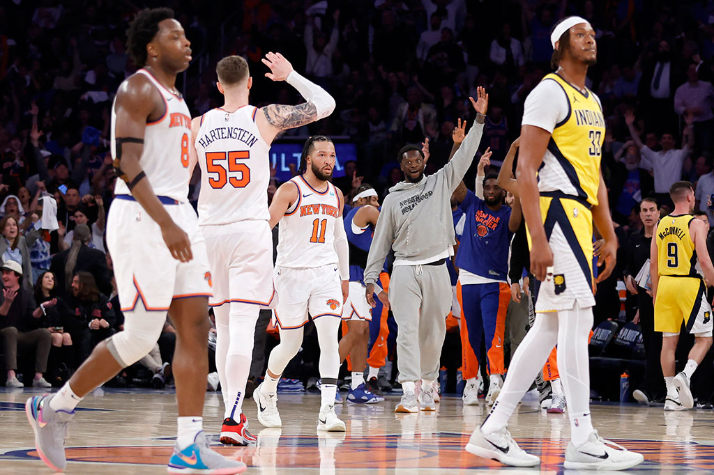 Bintang New York Knicks Jalen Brunson mencetak 43 poin untuk membawa timnya mengungguli Indiana Pacers 1-0 pada gim pertama babak semifinal NBA Wilayah Timur di Madison Square Garden New York, Selasa, 7 Mei 2024 WIB.