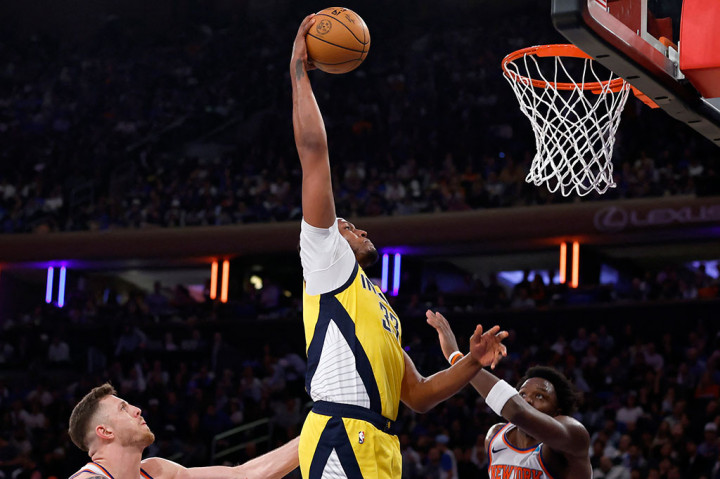 Myles Turner mencetak 23 poin, skor tertinggi yang dicetak pemain Pacers. Indiana memiliki kedalaman yang baik dengan tambahan 18 poin dari T.J McConnell dan 12 poin dari Obi Toppin yang memulai laga dari bangku cadangan. Pascal Siakam menyumbang 19 poin, dan Aaron Nesmith 12 poin.