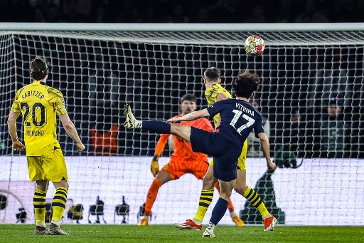 Menjelang berakhirnya pertandingan, Vitinha menciptakan peluang untuk membuat PSG setidaknya menyamakan kedudukan, akan tetapi tendangannya masih membentur mistar gawang dan skor 1-0 untuk kemenangan tim tamu tetap bertahan hingga pertandingan berakhir.