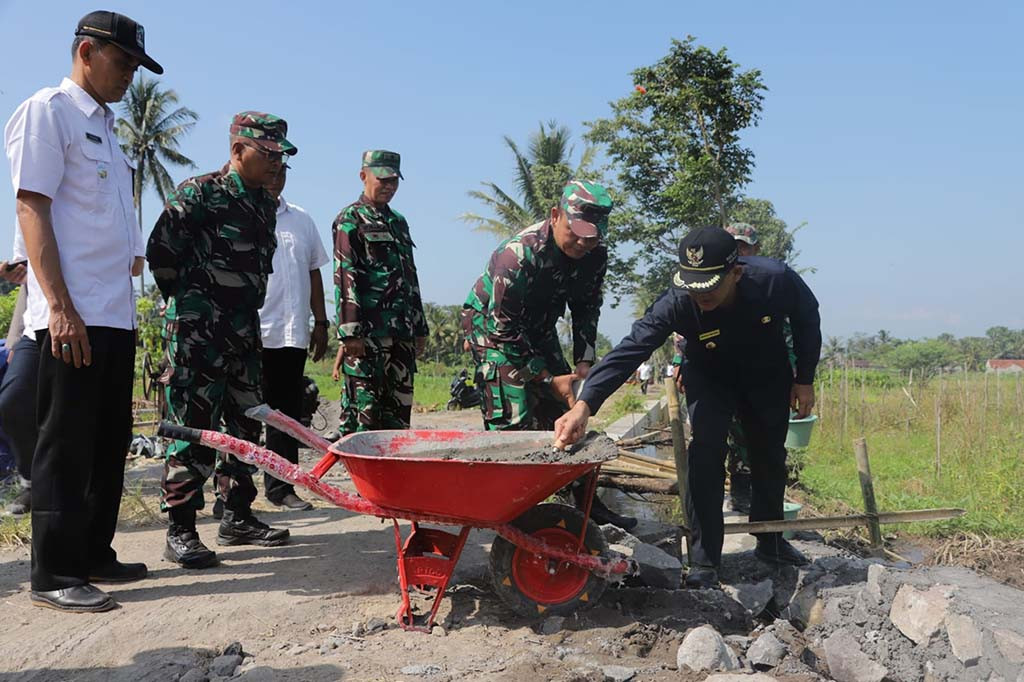 Danang mengatakan program ini telah mampu menggerakan dan membantu pembangunan infrastruktur di desa. Melalui kegiatan TMMD ini, diharapkan dapat membantu menggerakkan roda perekonomian masyarakat di Kabupaten Sleman.
