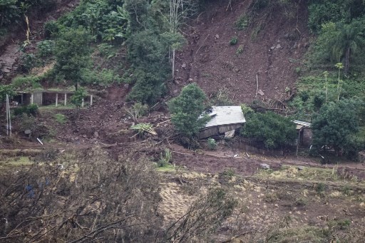 Petugas prakiraan cuaca MetSul mengatakan sebagian besar kota di Rio Grande do Sul akan diguyur hujan pada hari Jumat, seraya menambahkan bahwa ada risiko tinggi terjadinya badai. Mereka harus bertahan hingga hari Senin, tambahnya dalam sebuah pernyataan.