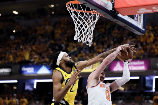 Sementara Donte DiVincenzo memimpin skor tertinggi Knicks dengan 35 poin, menghasilkan tujuh dari 11 lemparan tiga angka. Brunson menyumbang 26 poin dan enam rebound, termasuk tripoin dengan waktu tersisa 42 detik.