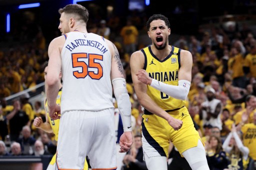 Tyrese Haliburton menjadi pencetak skor tertinggi untuk timnya dengan 35 poin, catatan tertinggi kedua dalam kariernya di babak playoff. Dia juga menambahkan tujuh assist untuk membantu rekannya.