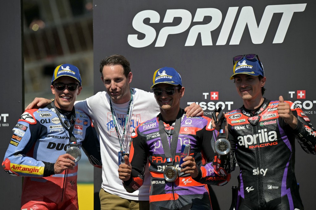 Terkait itu, Marquez mengaku tidak menyangka bisa finis kedua dengan jarak 2,8 detik dengan Martin karena target awalnya hanya finis di posisi kedelapan. Tapi menurutnya, tren positif itu tak lepas dari kualitas sepeda motor yang dikendarainya. 