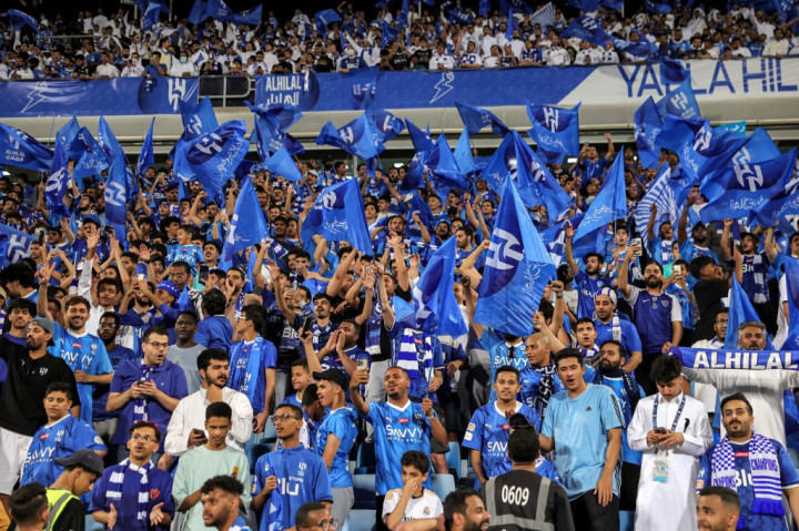 Tim asuhan Jorge Jesus itu juga mencetak rekor 34 kemenangan beruntun di semua kompetisi pada musim ini, kendati mereka tidak diperkuat Neymar yang cedera sejak Oktober tahun lalu.