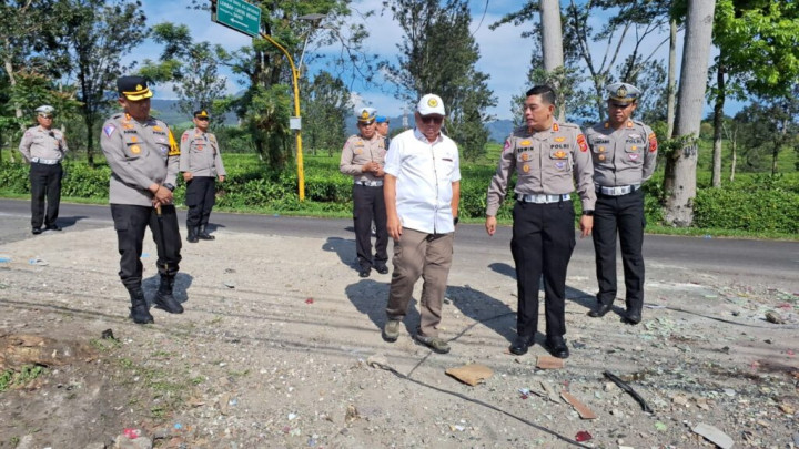 Komisi Kepolisian Nasional (Kompolnas) mendorong proses hukum yang jelas atas kecelakan bus SMK di Subang, Jawa Barat. Apalagi, peristiwa itu sampai memakan belasan korban jiwa.