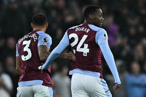 Hasil ini membuat Liverpool tetap di peringkat tiga klasemen Liga Inggris dengan torehan 79 poin dengan satu laga terakhir. Sedangkan Aston Villa menempati peringkat empat dan berpeluang lolos Liga Champions musim depan dengan 68 poin.