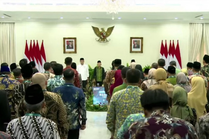 Wakil Presiden (Wapres) Ma'ruf Amin meminta adanya terobosan dalam penyaluran dana zakat. Supaya manfaat dana tersebut terasa bagi masyarakat.