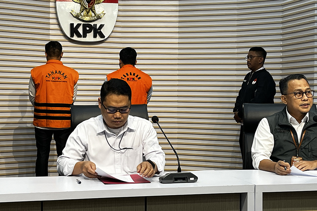 Mereka langsung ditahan usai diumumkan sebagai tersangka. Upaya paksa itu berlaku selama 20 hari sampai 4 Juni 2024.