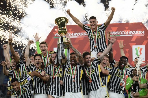 Juve, yang memegang rekor pertandingan final Piala Italia terbanyak (22) dan kemenangan, belum pernah mengangkat trofi apa pun sejak memenangi kompetisi tersebut pada musim 2020-21. Saat itu mereka juga mengalahkan Atalanta di final.