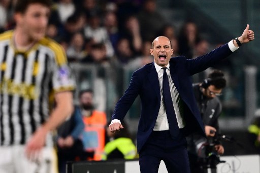 Periode Allegri sebelumnya di Turin jauh lebih berkesan dengan mempersembahkan lima gelar Serie A dan empat Coppa Italia pada periode tahun 2014 hingga 2019.