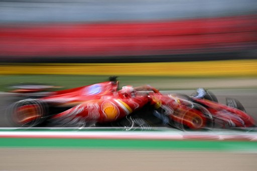 Pada practice 1, Lecrerc mencatatkan waktu 1 menit 16,990 detik, di depan George Russell (Mercedes) dan rekan satu timnya, Carlos Sainz di posisi ketiga, serta dua Red Bull Racing Sergio Perez dan Max Verstappen yang berada pada posisi keempat dan kelima.