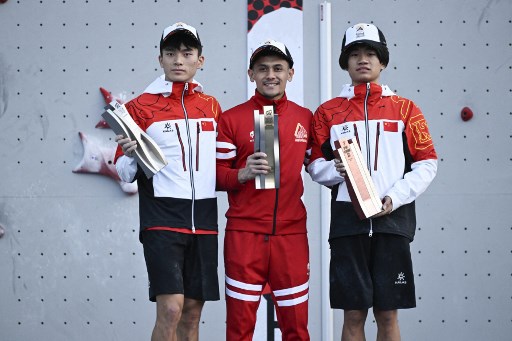 Leonardo berhasil mengungguli lawannya asal Tiongkok Wu Peng yang finis di peringkat dua dengan catatan waktu 4,88 detik atau hanya berselisih waktu 0,05 detik.