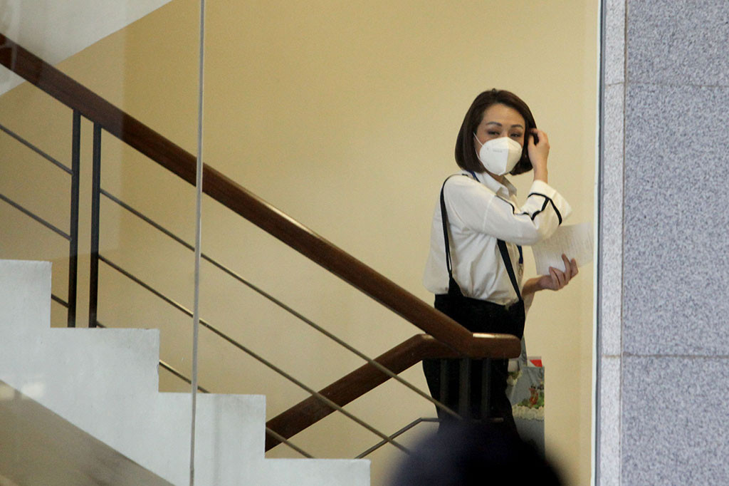 Rina Lauwy sebelumnya pernah diperiksa KPK sebagai saksi terkait perkara dugaan korupsi PT Taspen pada 1 September 2022. Saat itu perkara dugaan korupsi di PT Taspen masih dalam tahap penyelidikan.