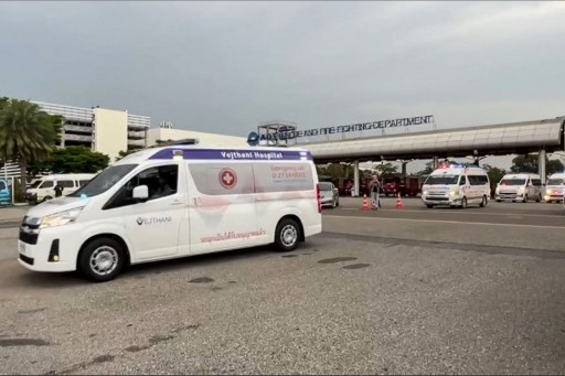 Satu penumpang meninggal karena dugaan serangan jantung dan 30 lainnya luka-luka setelah pesawat penerbangan Singapore Airlines (SIAL.SI), mengalami turbulensi parah pada Selasa, 21 Mei 2024. 