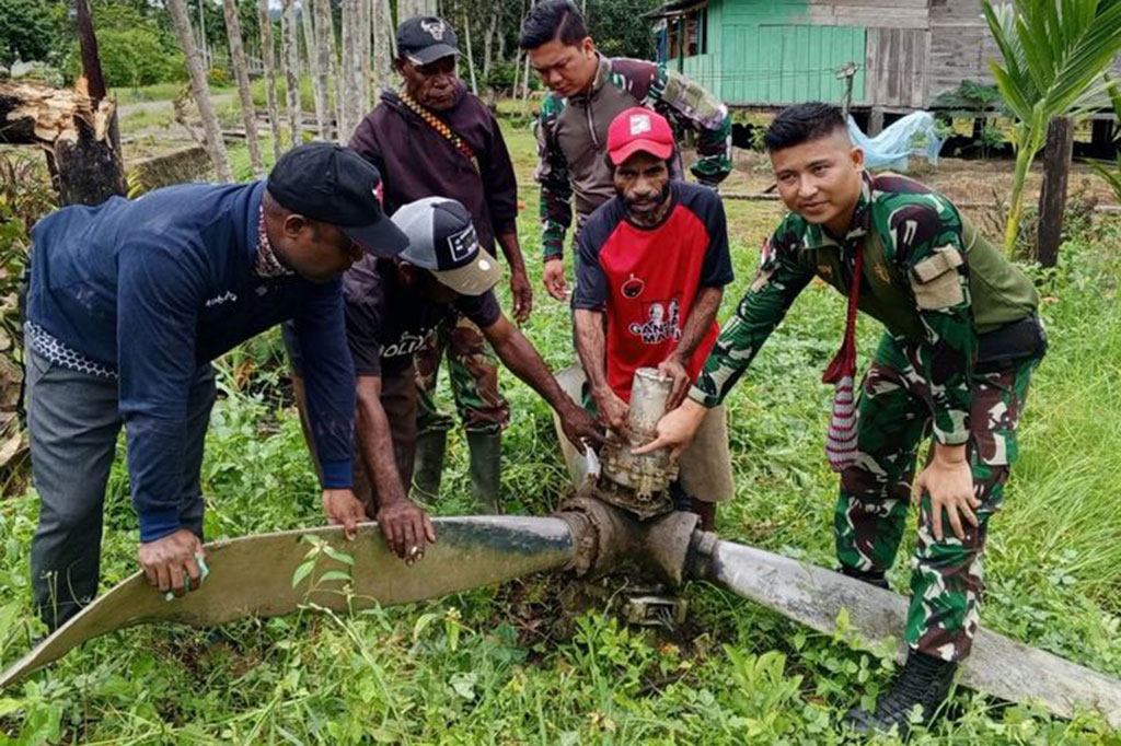Temuan bangkai pesawat itu awalnya diungkap warga kampung Amyu, Distrik Arso Timur kepada prajurit, sehingga pada Rabu, 22 Mei 2024, bersama warga setempat ke hutan Intipapo untuk melihat bangkainya.