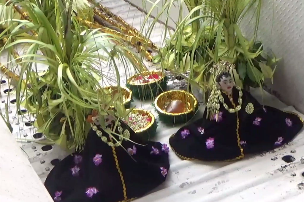 Di area penggilingan tebu inilah proses manten tebu berakhir dengan ditandai melepas boneka penantin, sejumlah sesaji, dan tebu di atas konfeyor yang bergerak perlahan menuju mesin penggilingan. Diharapkan dari sinilah tebu milik petani akan menghasilkan produksi dengan rendemen yang tinggi.