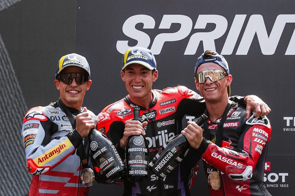 Kemenangan ini membuat Espargaro berada pada posisi kedelapan klasemen dengan 63 poin, sedangkan Marquez, podium kedua Sprint membuatnya menggeser Bagnaia dari posisi kedua klasemen dengan 98 poin, memangkas jarak menjadi 37 poin dari Martin.