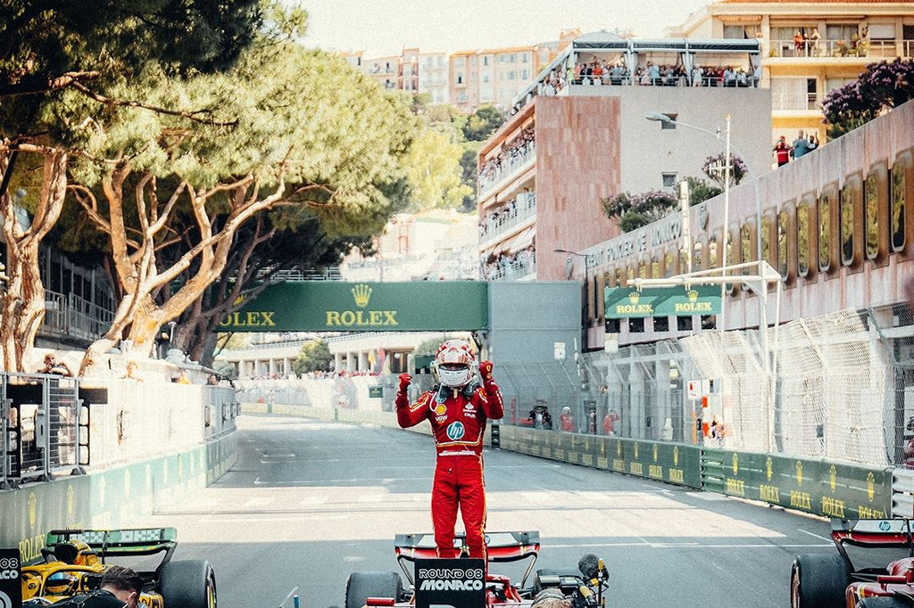 Pebalap Ferrari Charles Lecrerc akhirnya memenangi balapan kandang sendiri ketika seri kedelapan Formula 1 (F1) Grand Prix (GP) Monako 2024 dimainkan di Sirkuit Monako, Monte Carlo yang merupakan jalanan di sekitar tempat kelahirannya.