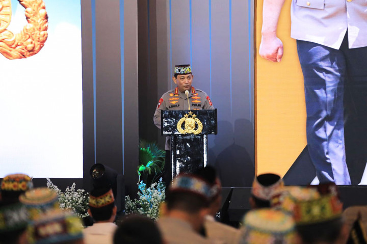 Kapolri berkomitmen mencetak sumber daya manusia (SDM) unggul agar siap menyongsong Indonesia Emas 2045. Salah satunya dengan membina dan memfasilitasi para anggota Polri yang berprestasi di bidang olahraga untuk terus mengasah bakatnya lewat KOP.