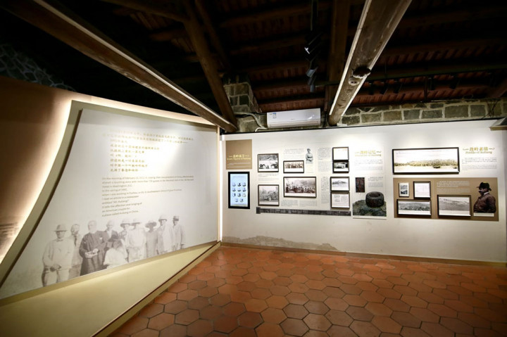 Perwakilan media dari dalam dan luar negeri membangun jembatan yang kokoh untuk mempromosikan pertukaran budaya antara Tiongkok dan luar negeri dengan berbagi budaya dan cerita, serta meningkatkan rasa saling pengertian dan persahabatan di Guling ini. Tempat ini bukan hanya tujuan wisata yang populer, tetapi juga tempat yang indah di mana jiwa dapat dipelihara sepenuhnya. 