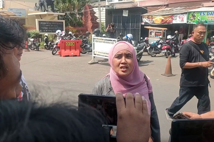Selain itu, keluarga tetap meyakini bahwa Pegi Setiawan tidak bersalah dan akan berjuang untuk membelanya agar terlepas dari tuduhan keji sebagai pembunuh dan pemerkosa sadis terhadap Vina.