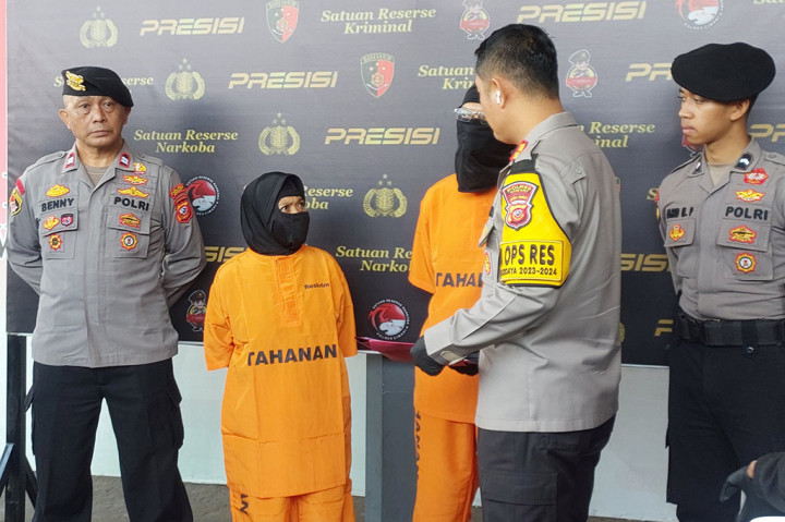 Sindikat pembuat dan pengedar uang palsu (upal) dibongkar jajaran Satreskrim Polres Cimahi. Pelaku berhasil mencetak upal hingga ratusan juta dan diedarkan hingga ke Jawa Tengah.