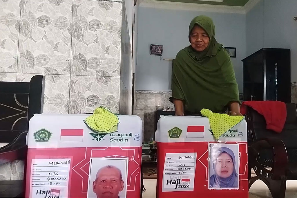 Pasangan suami istri di Kota Kediri, Jawa Timur, yang sehari-hari bekerja sebagai peternak kabing akhirnya bisa berangkat ke Tanah Suci untuk menunaikan ibadah haji tahun ini.