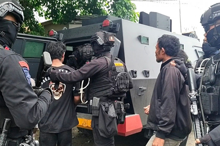 Badan Narkotika Nasional (BNN) Provinsi Sulawesi Tengah menangkap sembilan orang di tiga lokasi berbeda yang diduga terlibat peredaran narkoba di Kota Palu.