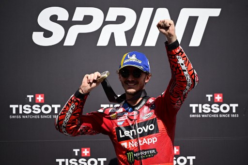 Kemenangan sprint pertama musim ini membantu pembalap Bagnaia memperkecil jarak dengan Martin menjadi 27 poin menjelang balapan hari Minggu, 2 Juni 2024.