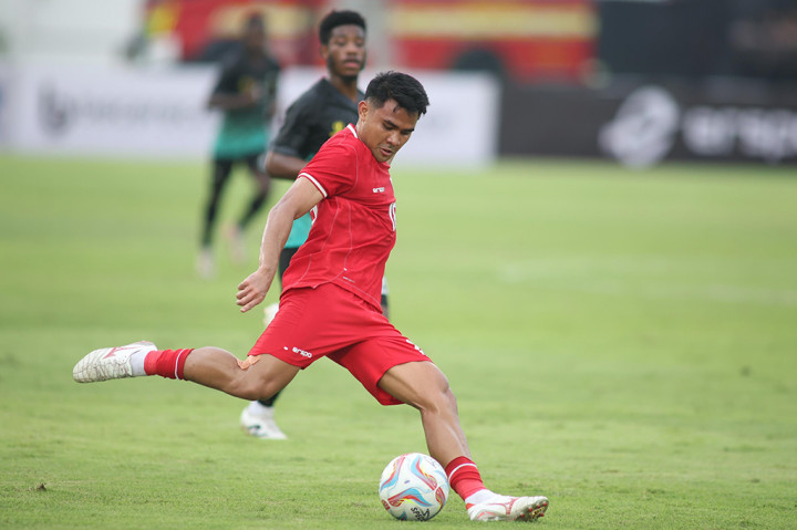 Berbagai upaya sudah dilakukan timnas Indonesia untuk memecah kebuntuan termasuk merotasi 10 dari 11 pemain yang diturunkan sebagai starter pada babak kedua. Dalam laga ini, hanya bek tengah Rizky Ridho saja yang tidak kena rotasi pelatih Shin Tae-yong.