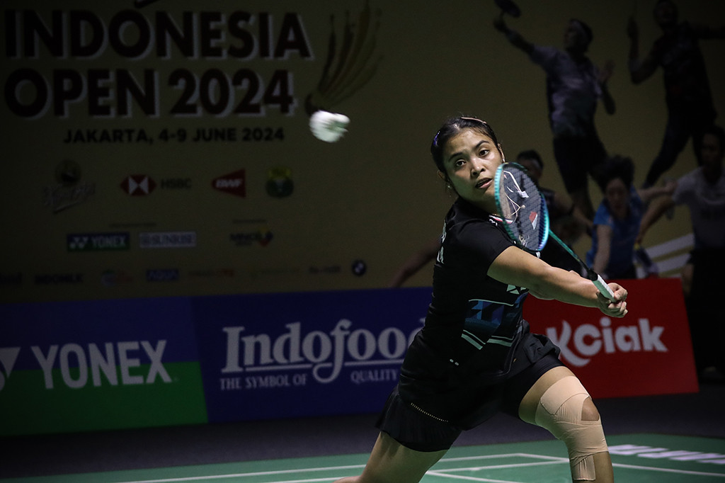 Gregoria mengaku merasa berat karena harus menghadapi sesama pemain Indonesia di babak pertama. Adapun Gregoria dan Putri KW seharusnya masing-masing berhadapan dengan Michelle Li (Kanada) dan Wang Zhi Yi
(China) pada partai 32 besar ini. Namun, karena unggulan keempat Tai Tzu Ying (Taiwan) memutuskan untuk mundur, maka hasil undian pun berubah.