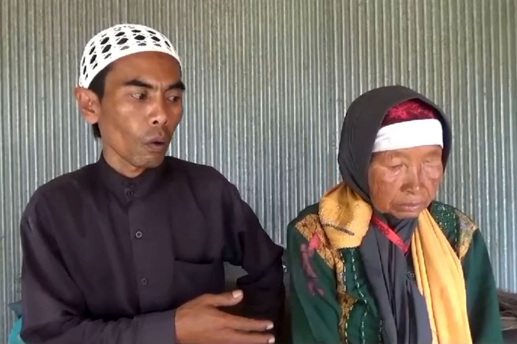 Dan pada musim haji tahun ini Subeiri juga mendapat panggilan untuk berangkat haji. Hal inilah yang membuat Hotijah menerima panggilan haji karena ditemani oleh keponakannya selama berada di Tanah Suci. 