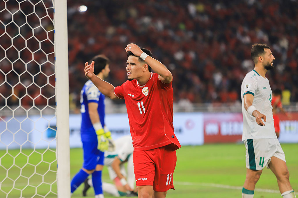 Indonesia menciptakan peluang emas untuk menyamakan kedudukan di melalui aksi solo Ragnar Oratmangoen pada menit ke-79 namun berhasil dihalau pemain Irak.