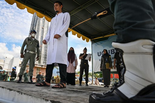 Ada dua terpidana yang batal dieksekusi. Mereka yakni Irwan Ak dan Aida Wahyuni. Kedua terpidana ini dalam perkara khalwat. 