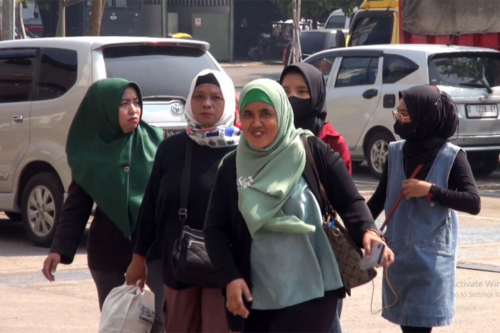 Keluarga tersangka Pegi Setiawan alias Perong, Sabtu, 8 Juni 2024 siang, memenuhi undangan penyidik Polda Jawa Barat untuk menyaksikan tes psikologi terhadap Pegi. Pihak keluarga sendiri akan menolak hasil tes tersebut.