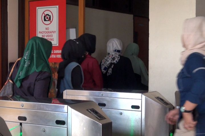 Tes psikologi sendiri dijadwalkan akan dilakukan Sabtu dan Minggu, 9 Juni besok. Tersangka Pegi Setiawan sendiri telah berada di gedung Ditreskrimum Polda Jabar sejak pukul 10:30 WIB. 