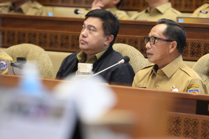 Adapun rapat tersebut dihadiri oleh Mendagri Tito Karnavian, Ketua DKPP Heddy Lugito, dan Plt Wakil Kepala OIKN Raja Juli Antoni. Selain pembahasan terkait anggaran dan rencana kerja tahun 2025, rapat tersebut juga mengevaluasi realisasi anggaran tahun 2023.