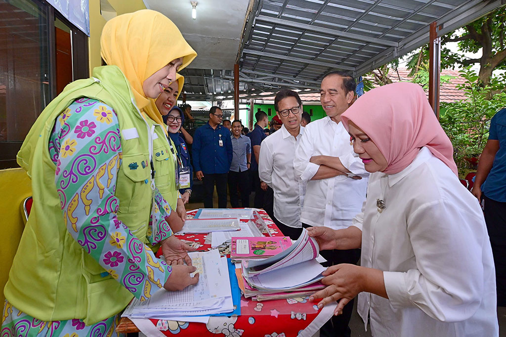 Kegiatan di Posyandu Wijaya Kusuma sendiri menyasar sedikitnya 105 bayi dan balita, calon pengantin, dan sejumlah ibu hamil. Meira berharap dengan adanya gerakan serentak ini, angka prevalensi stunting di Tanah Air bisa diturunkan secara signifikan.