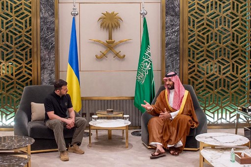 Pernyataan Kementerian Luar Negeri Saudi melaporkan pertemuan antara kedua belah pihak, tanpa memberikan rincian lebih lanjut.