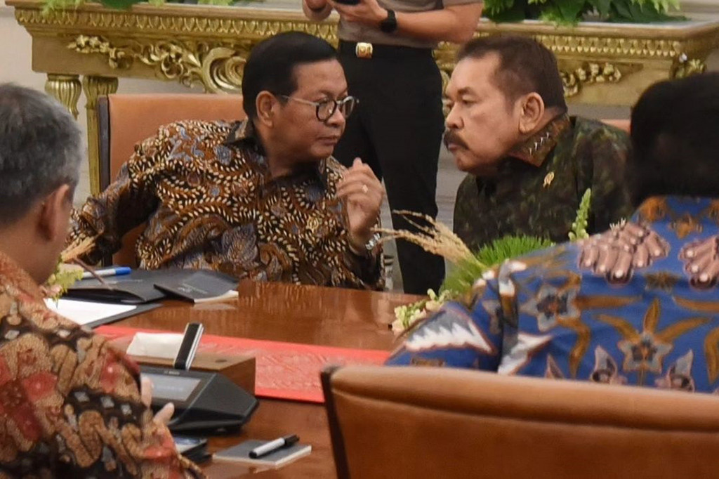 Presiden menjelaskan bahwa PON XXI diselenggarakan di dua provinsi pada 8-20 September 2024.