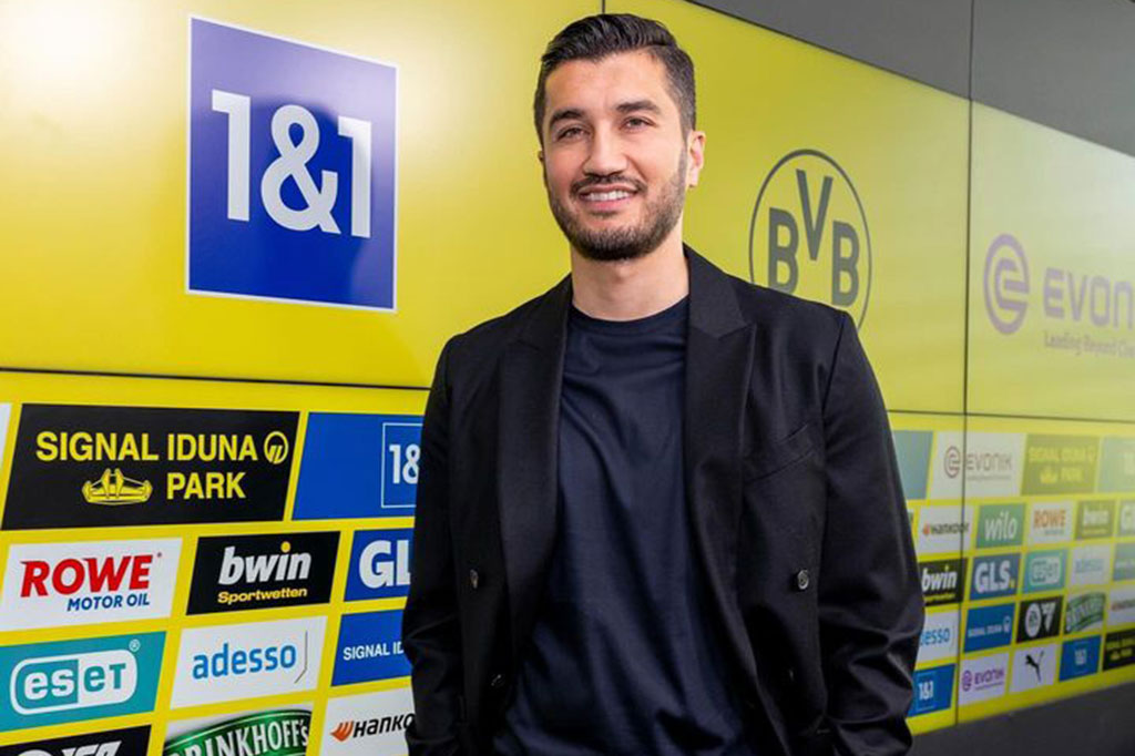 Sahin merupakan pelatih klub Turki Antalyaspor dari 2021 sampai 2023, sebelum ia kembali ke Dortmund pada Desember. Dortmund saat itu meminta ia membantu Terzic di tengah kesulitan klub untuk bersaing di Liga Jerman.