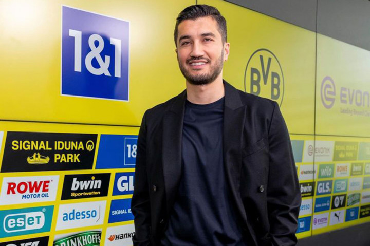 Sahin merupakan pelatih klub Turki Antalyaspor dari 2021 sampai 2023, sebelum ia kembali ke Dortmund pada Desember. Dortmund saat itu meminta ia membantu Terzic di tengah kesulitan klub untuk bersaing di Liga Jerman.