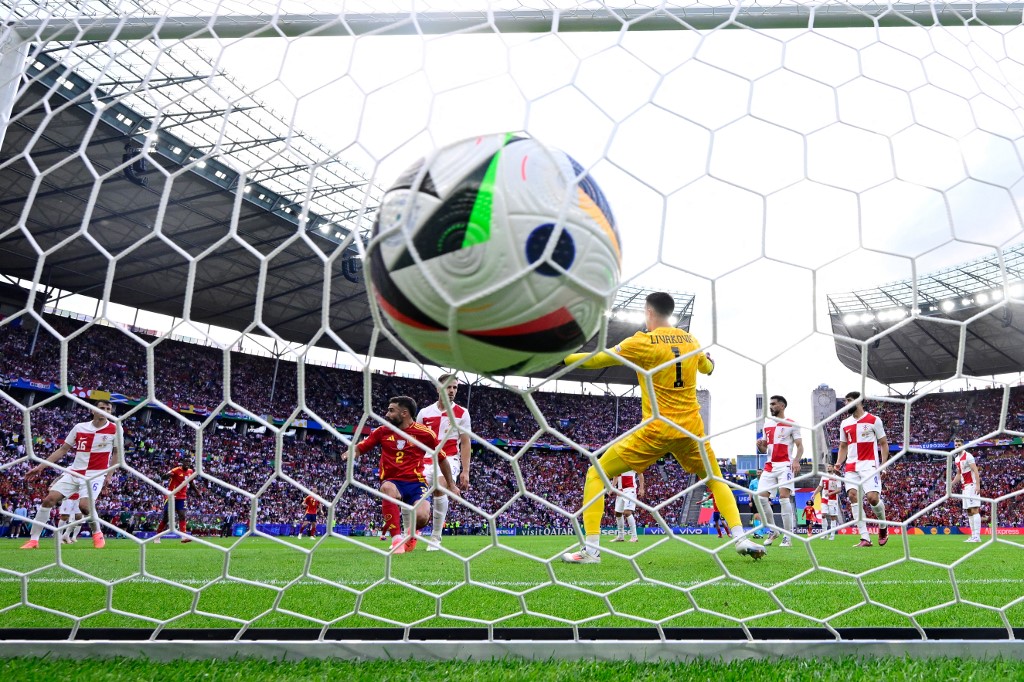 Sejatinya, jalannya pertandingan sedikit didominasi Kroasia karena mereka mampu menguasai bola sebanyak 54 persen dan punya peluang lebih banyak. Tapi, para pemainnya tampil kurang tajam ketika memanfaatkan peluang.