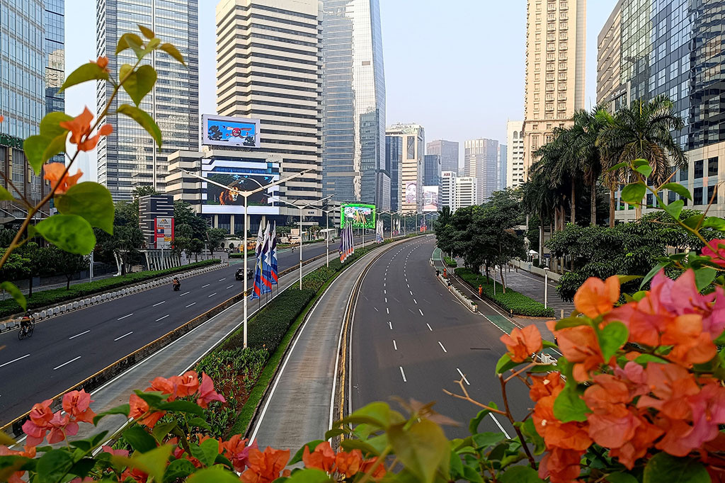 Tak banyak aktivitas dan kegiatan yang terlihat, apalagi PT Jasa Marga (Persero) Tbk mencatat sebanyak 376.175 kendaraan telah meninggalkan wilayah Jabotabek sejak H-2 hari raya Iduladha ini.