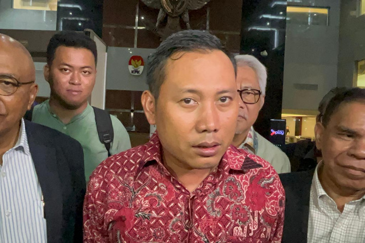 Kusnadi enggan memerinci pembahasan yang diulik penyidik. Menurutnya, sebagian soal pembayaran sebuah kegiatan.