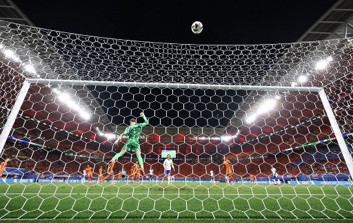 Prancis mencoba untuk memecahkan kebuntuan di sisa waktu, tetapi tidak ada gol yang tercipta hingga laga usai.